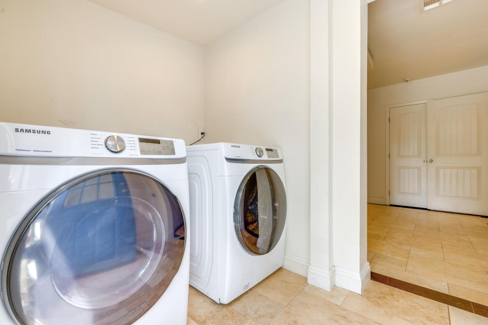 8 Mi To Dtwn Pet-friendly Home! Phoenix