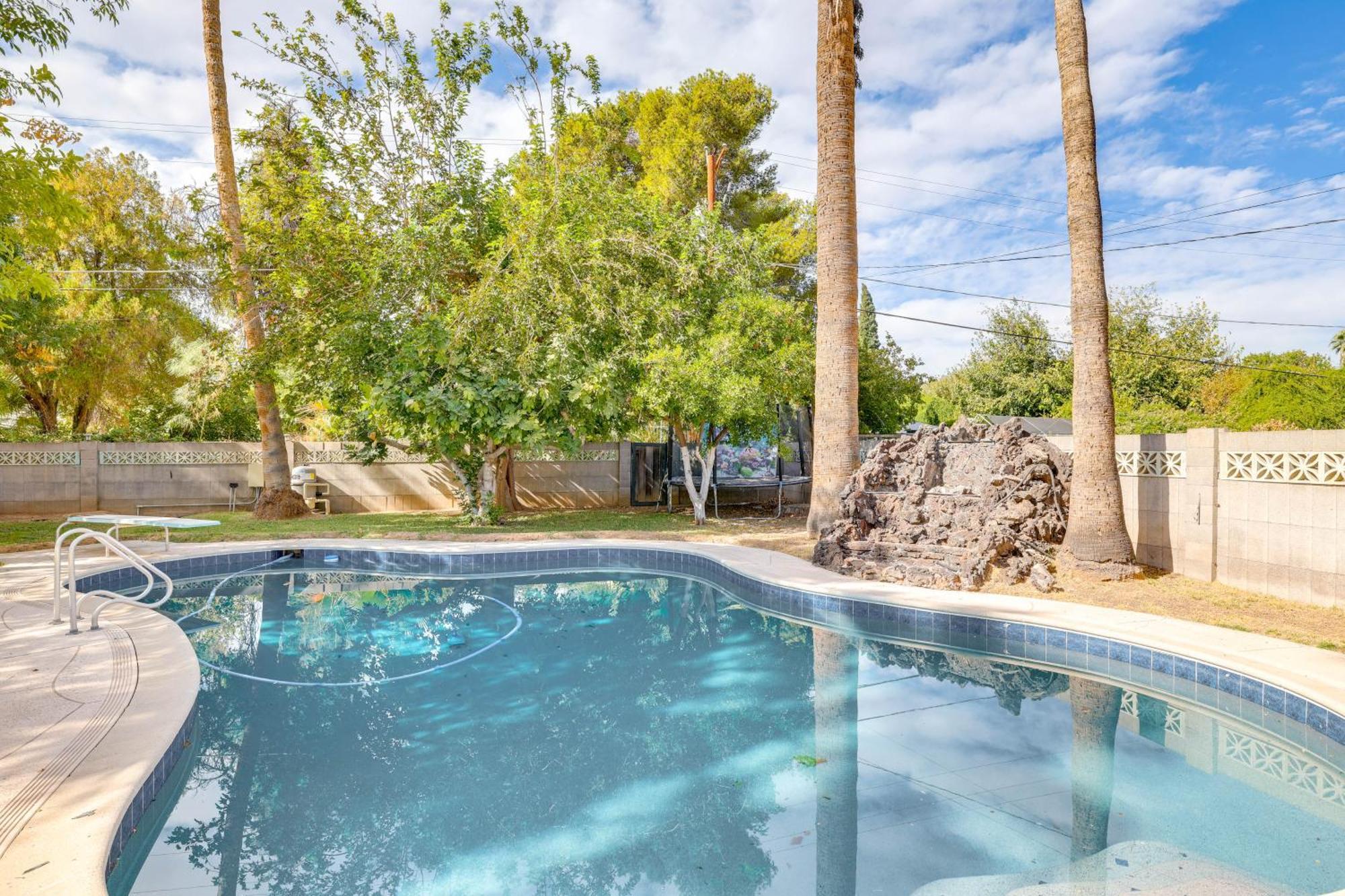 Feriehus 8 Mi To Dtwn Pet-friendly Home! *