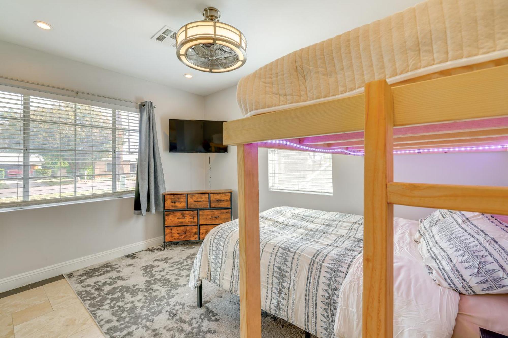 8 Mi To Dtwn Pet-friendly Home! Feriehus *
